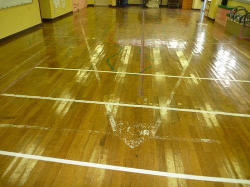 台東区　児童館遊戯室床張替工事